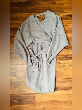 Forever 21
Sweater dress